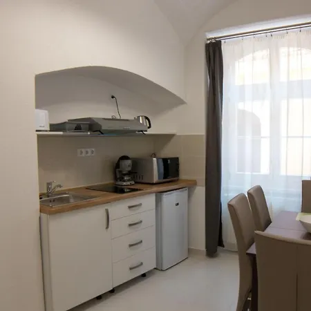 Mecset Apartmanhotel